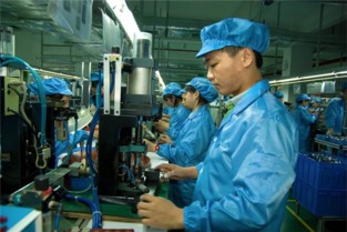 从流水线到物联网服务 打工仔的互联网转型之路